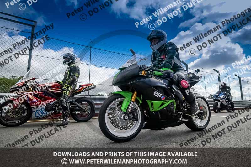 donington no limits trackday;donington park photographs;donington trackday photographs;no limits trackdays;peter wileman photography;trackday digital images;trackday photos